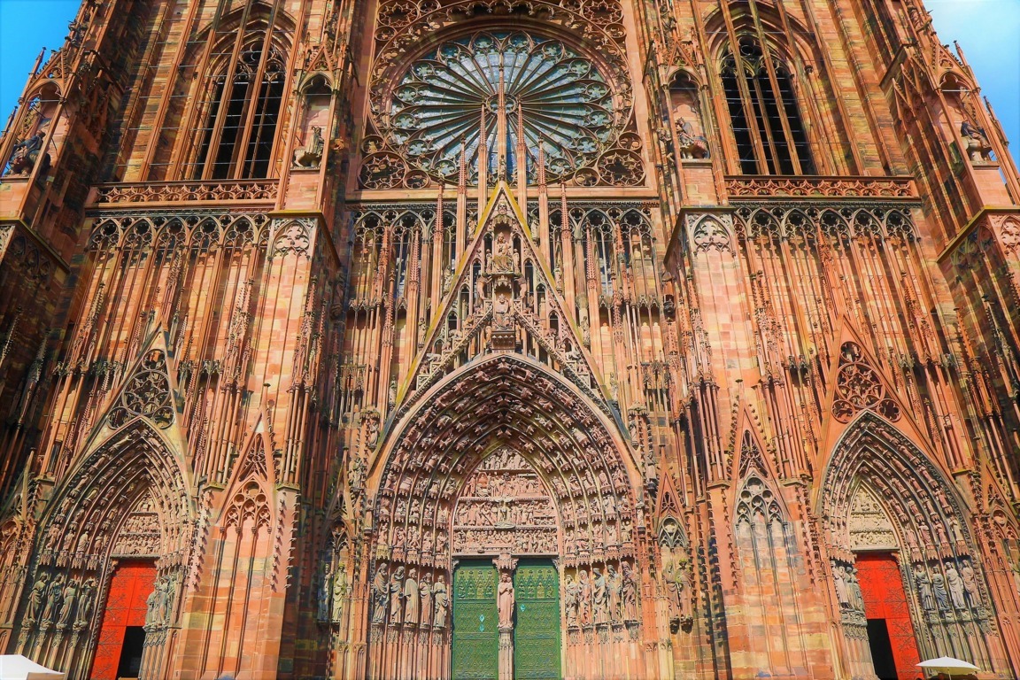 Image by Konevi from Pixabay Strasbourg JOUR 1 (FILEminimizer)