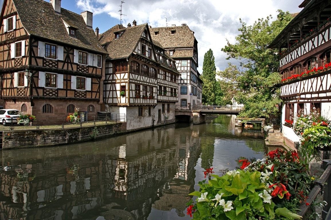 strasbourg-Image by Monika Neumann from Pixabay JOUR 1 (FILEminimizer)